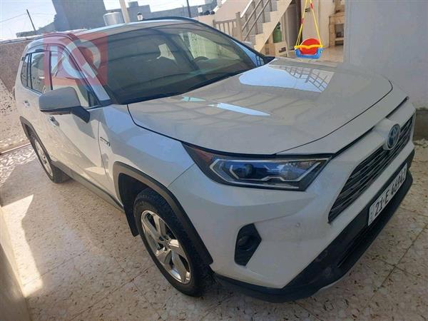 Toyota for sale in Iraq